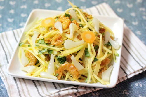 Nộm xoài xanh tôm khô ngon miệng
